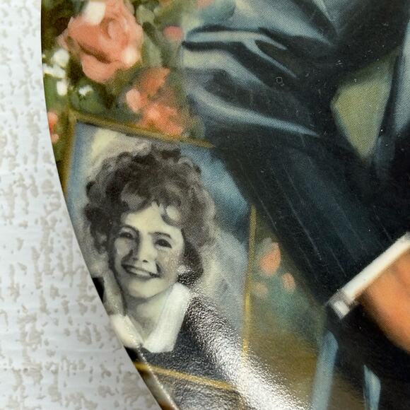 Vintage Knowles Daddy Warbucks Numbered Collector’s Plate - Picture 4 of 7